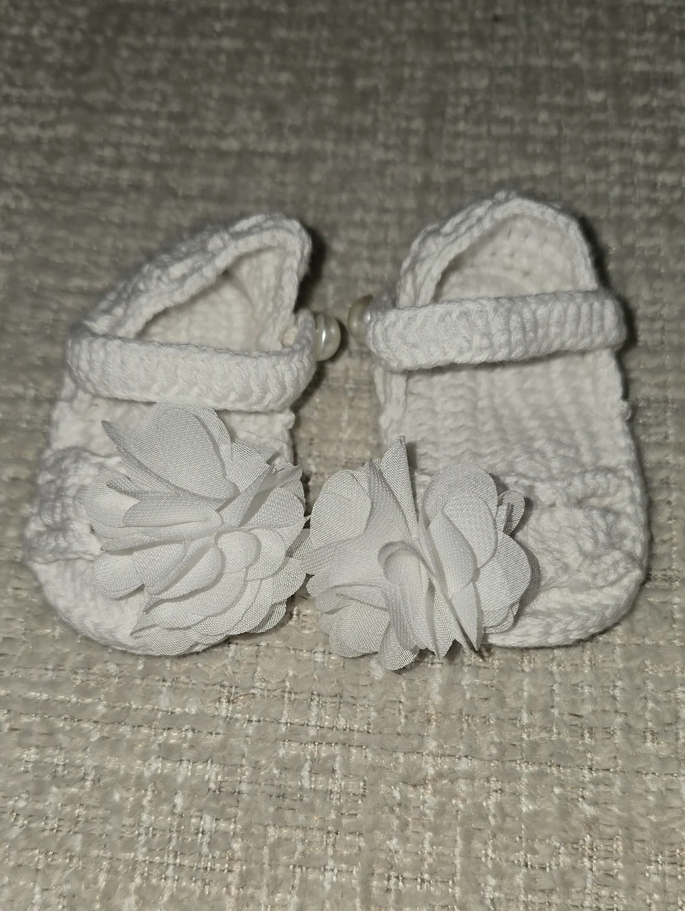 Classic White Baby Crochet Flower Sandles